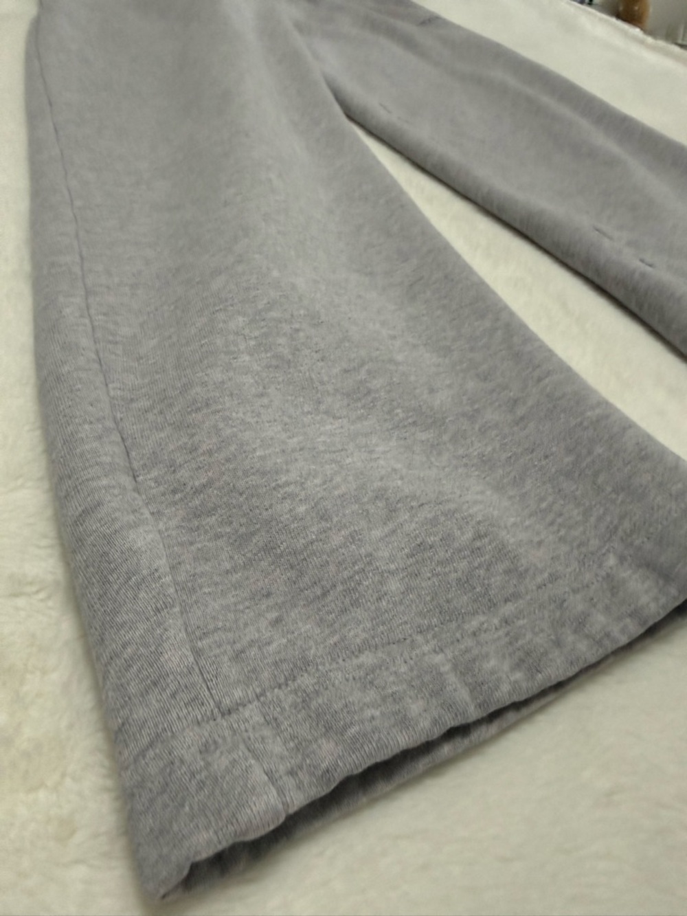 ARITZIA Mega Fit Cozy Sweatfleece Grey Size XS GUC - Picture 6 of 12
